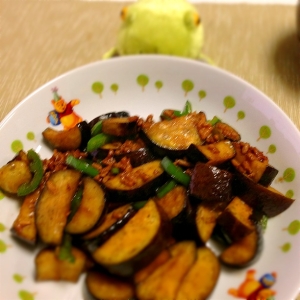 苦くない なすとこどもピーマンのひき肉炒め レシピ 作り方 By 17mm 楽天レシピ 苦くない なすとこどもピーマンのひき肉炒め レシピ 作り方 By 17mm 楽天レシピ