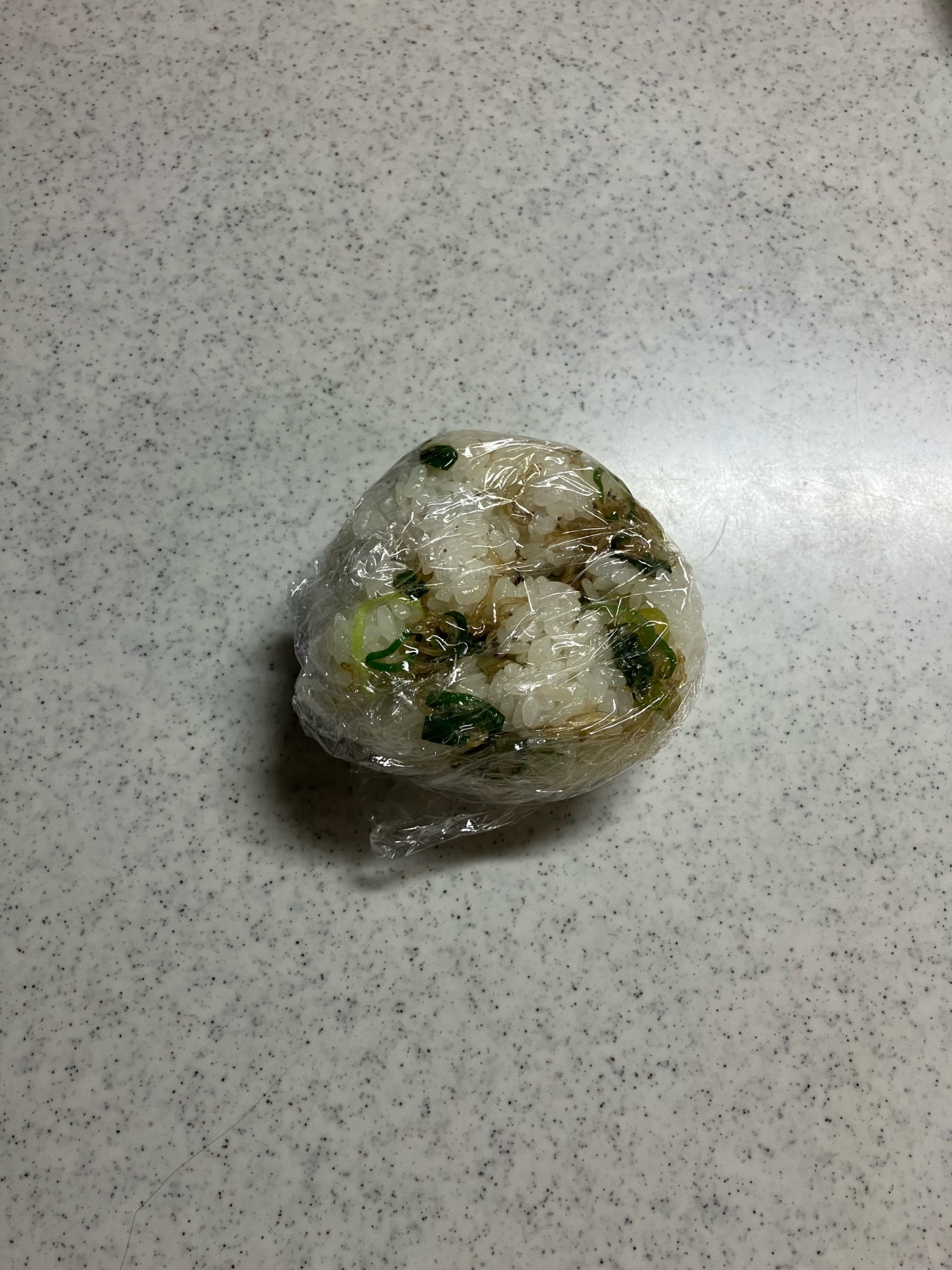 じゃことネギのおにぎり