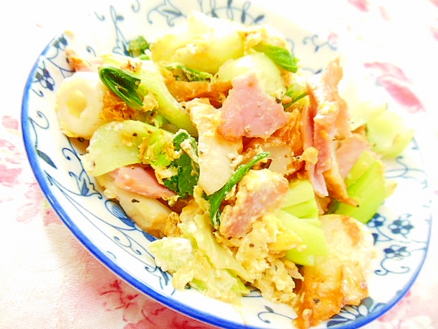 ガリバタde❤青梗菜とベーコンと竹輪の卵炒め❤