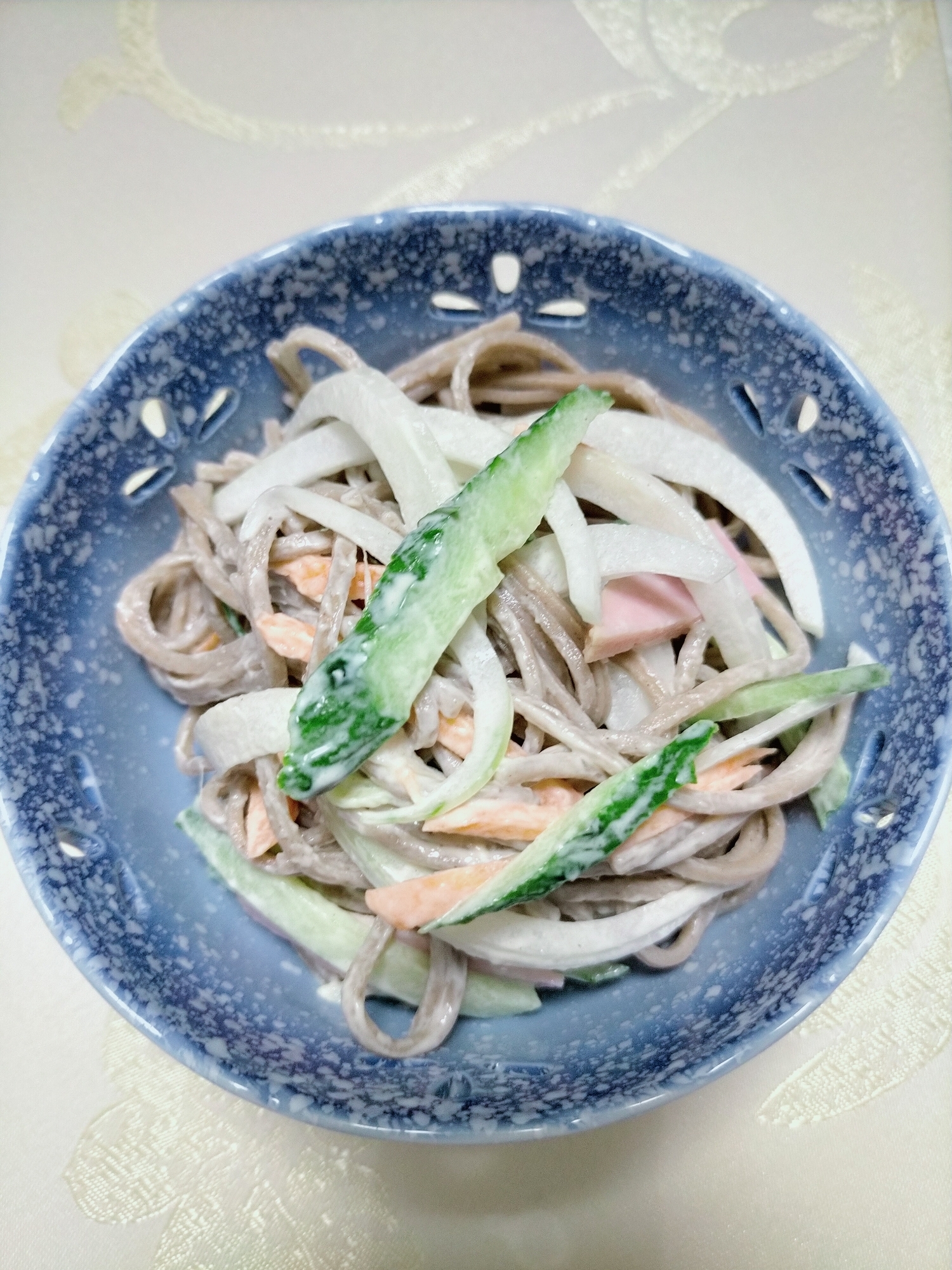 蕎麦サラダ