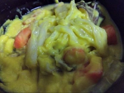 薩摩芋と白菜のスパイシー塩麹国産チーズカリーサラダ