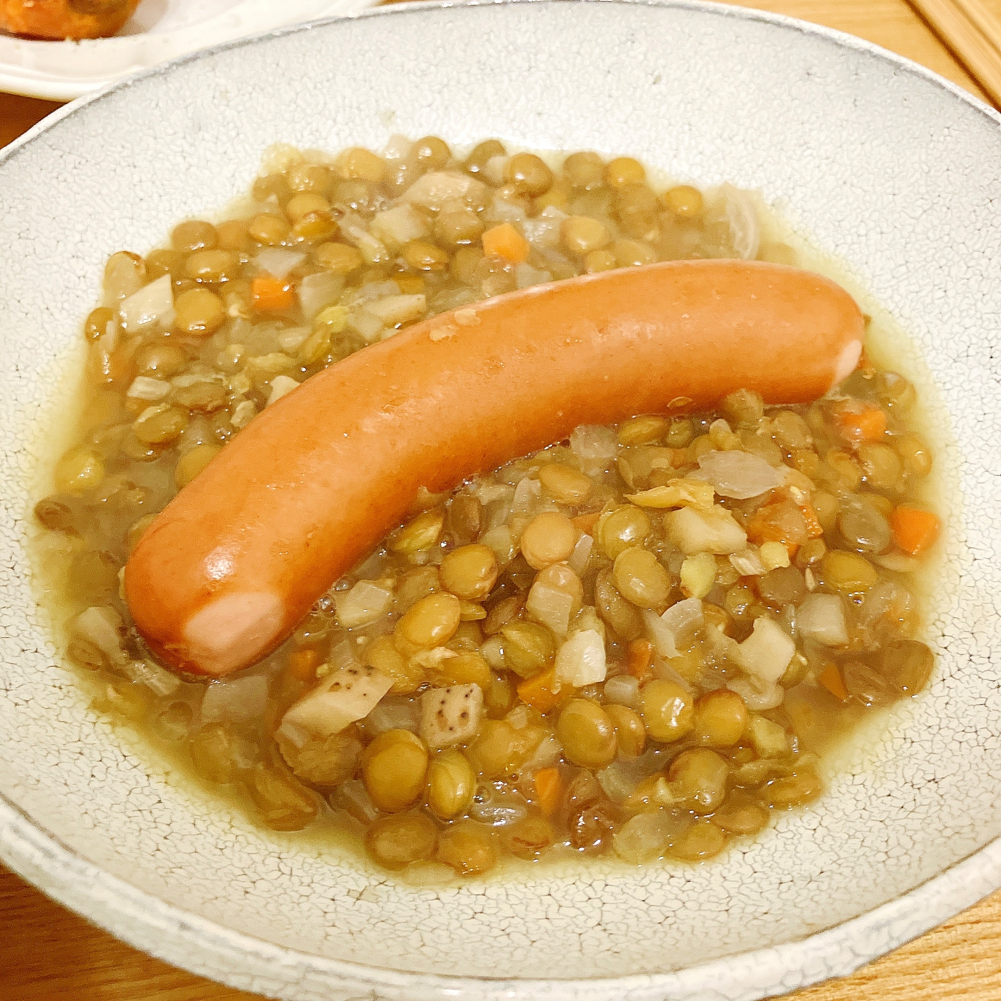 ほんのり和風♪ソーセージとレンズ豆のスープ