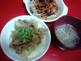 丼にして頂きました！！こっくりとした味がご飯にぴったりで、夫もモリモリと食べてくれました～またつくりますねぇ★