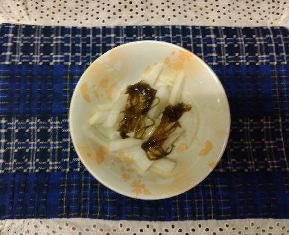 大根のめかぶごま和え