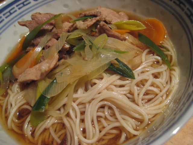 豚肉とネギのあったかいお蕎麦