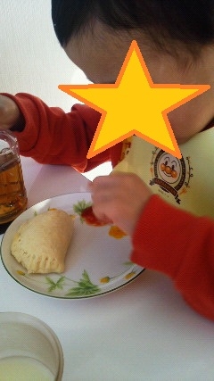 子供のご飯♪　ホットケーキミックスdeカルツォーネ