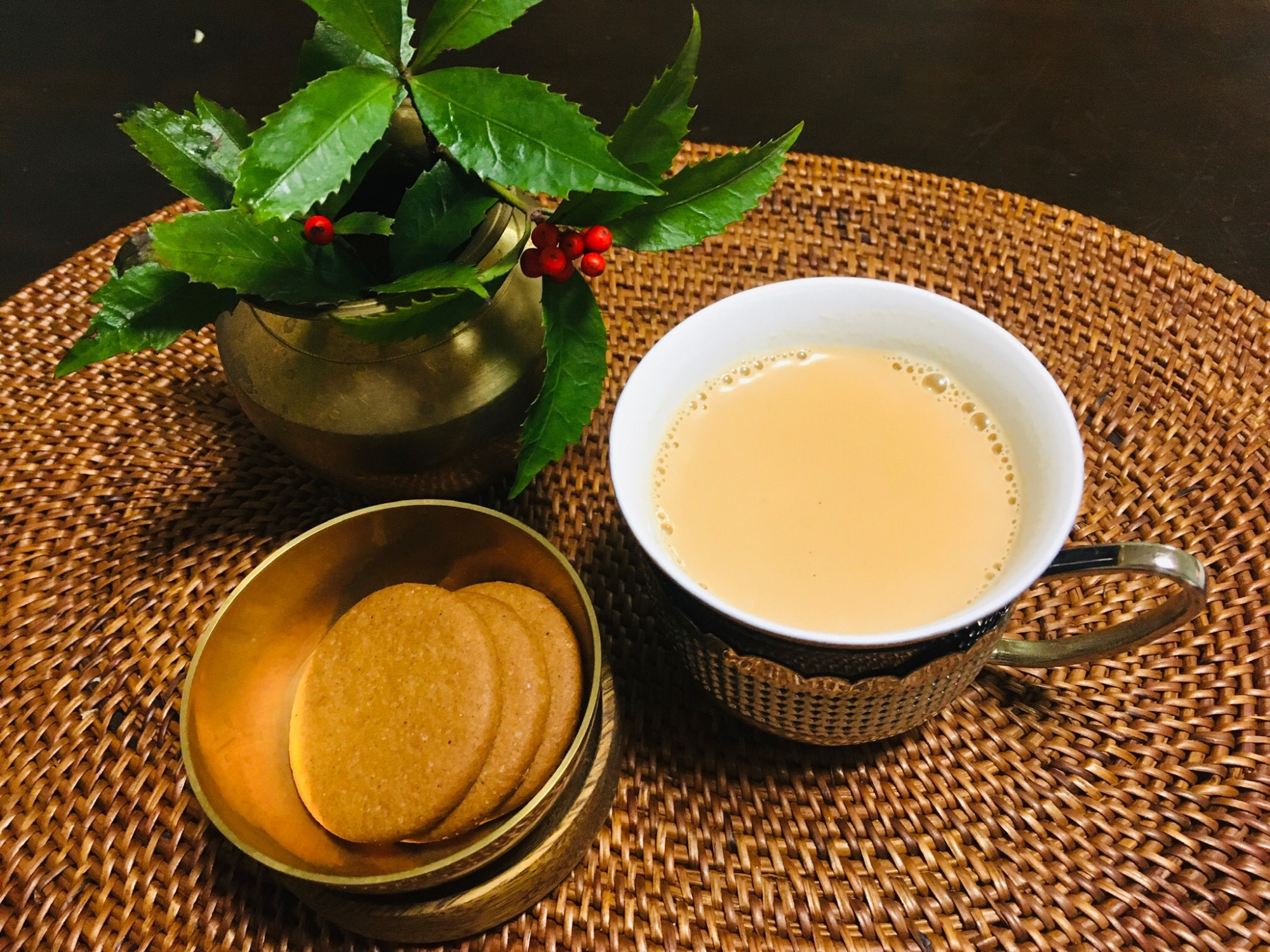 生ターメリックとジンジャー入りチャイ