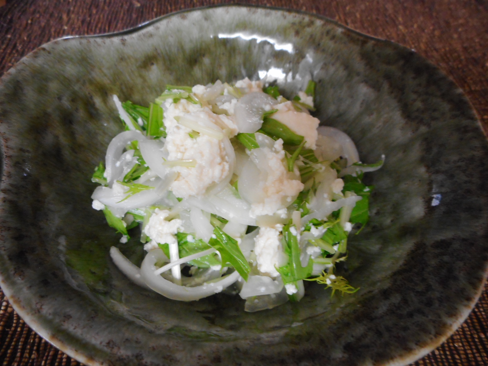 新玉ねぎと水菜の豆腐和え