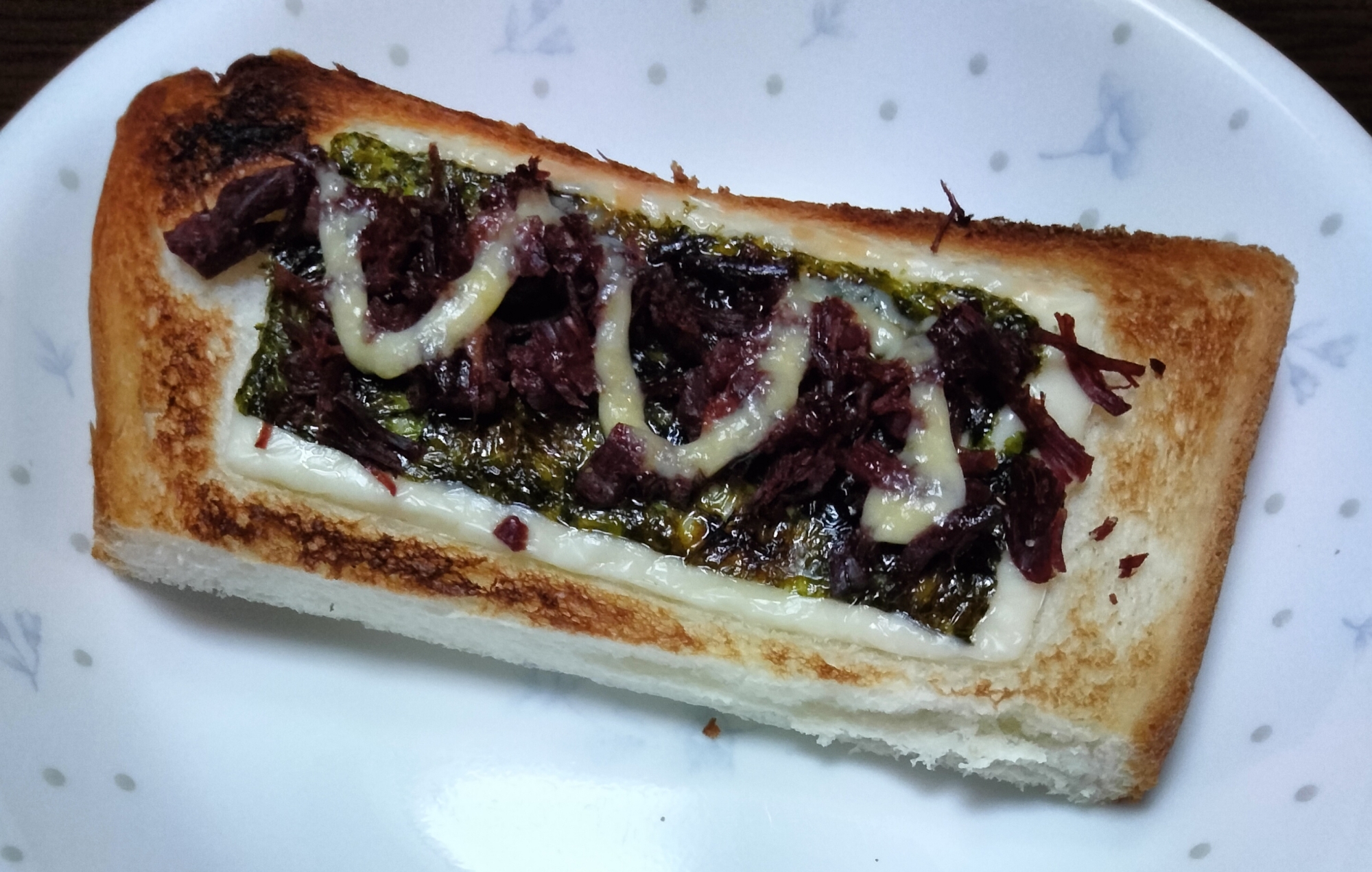 チーズトーストアレンジ 海苔&コンビーフ マヨかけ