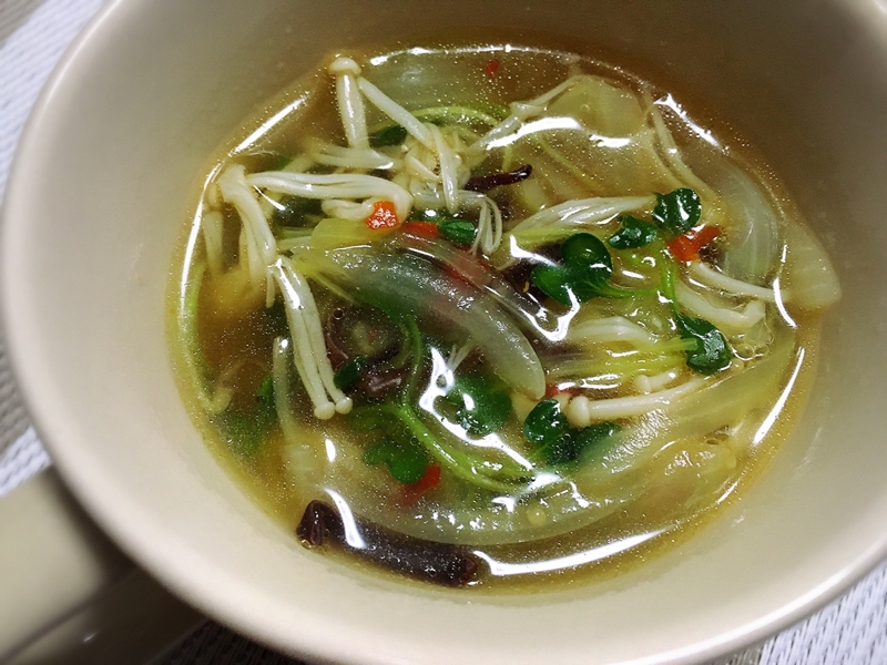 簡単☆えのきとカイワレの中華スープ