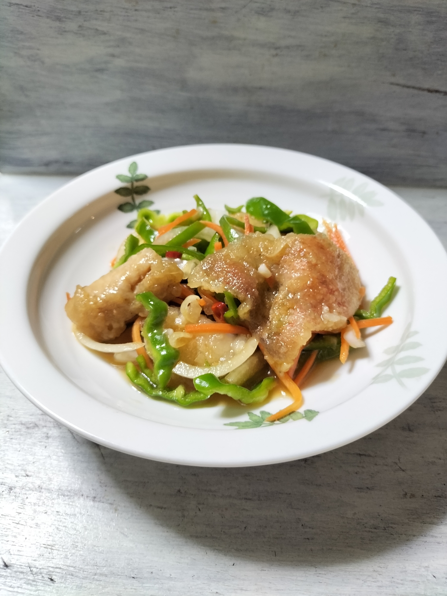 赤魚と緑黄色野菜の南蛮漬け