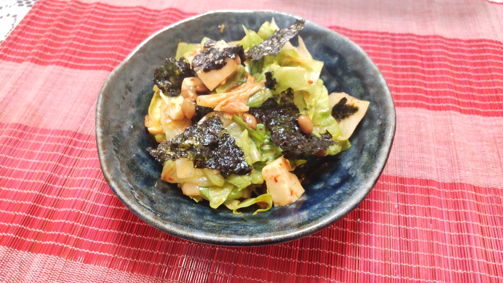 ダイエットレシピ♪レタスとキムチの納豆豆腐サラダ〜