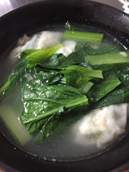 小松菜と水餃子の中華風スープ