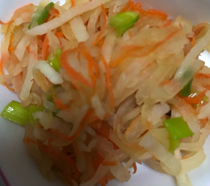 簡単♪切干大根と人参と油揚げの炒め煮