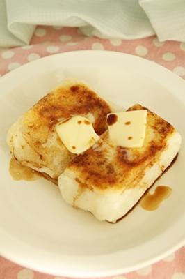 フライパンで簡単 濃厚 バター醤油の揚げ餅 レシピ 作り方 By かどりんべあ 楽天レシピ
