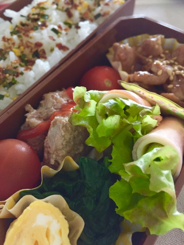 お弁当のおかず ハム チーズ レタスのクルクル巻き レシピ 作り方 By もっちもっち7 楽天レシピ