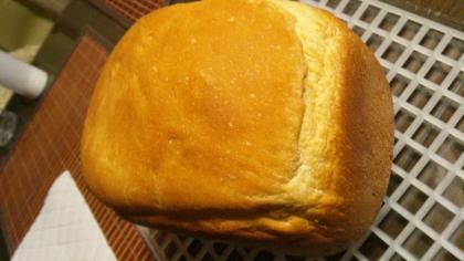ヨーグルトを使って、とっても美味しいふわふわ食パンが出来ました(・∀・)リピ決定です♪