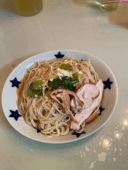 寒い朝はコレ！鶏ガラスープのしょうが入りにゅうめん