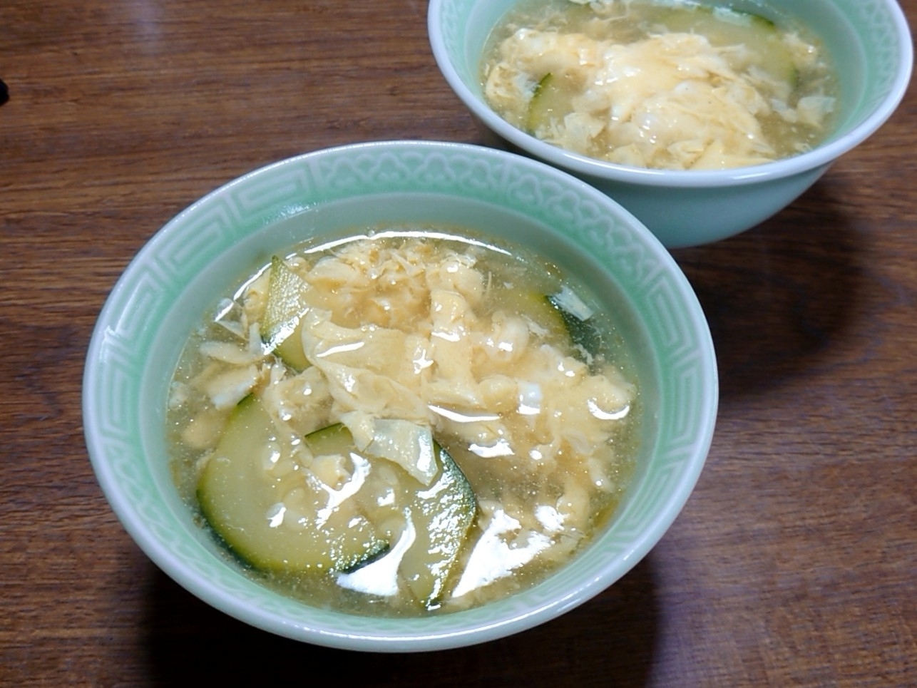 ズッキーニと卵の中華スープ