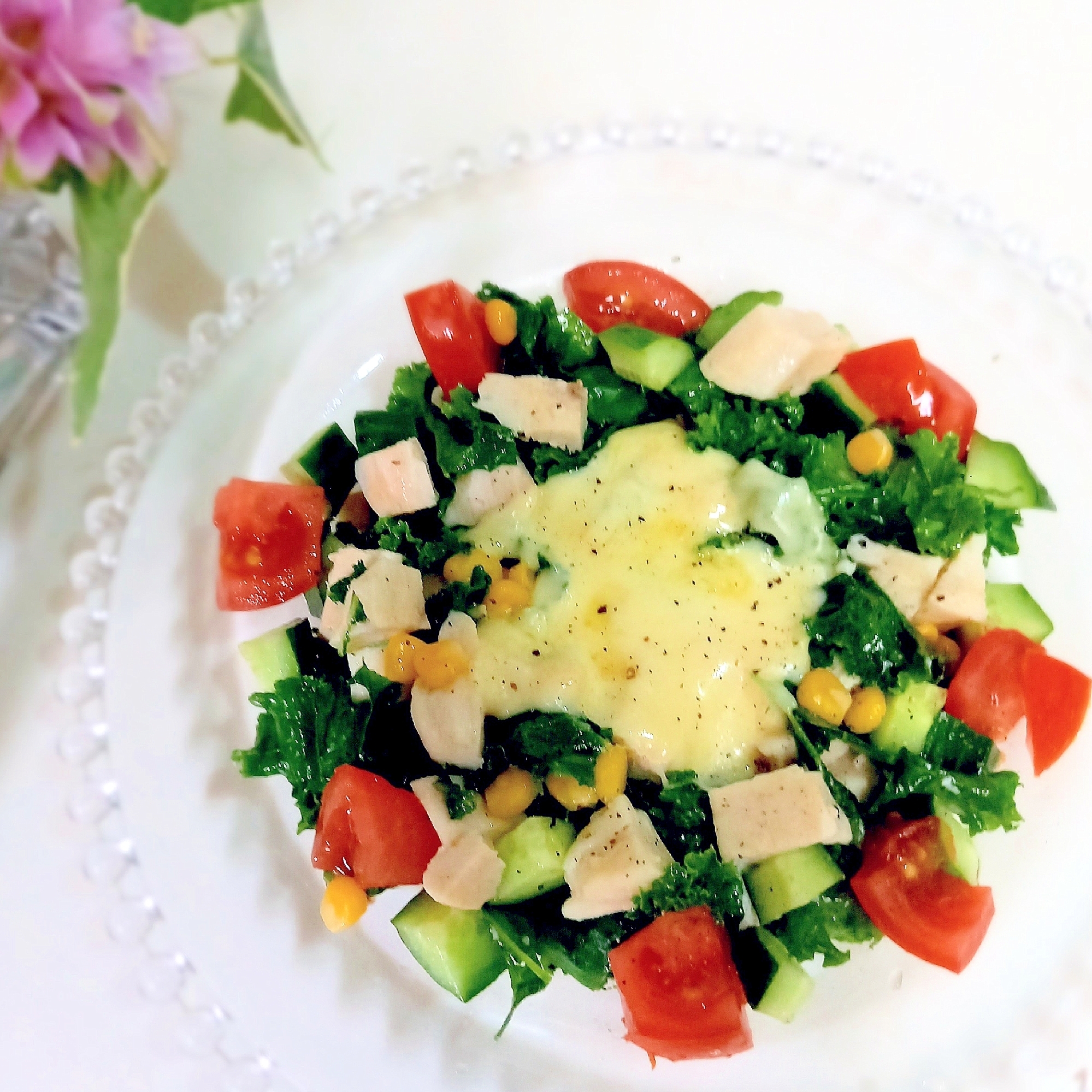 カーリーケールとチキンのサラダꕤ୭*