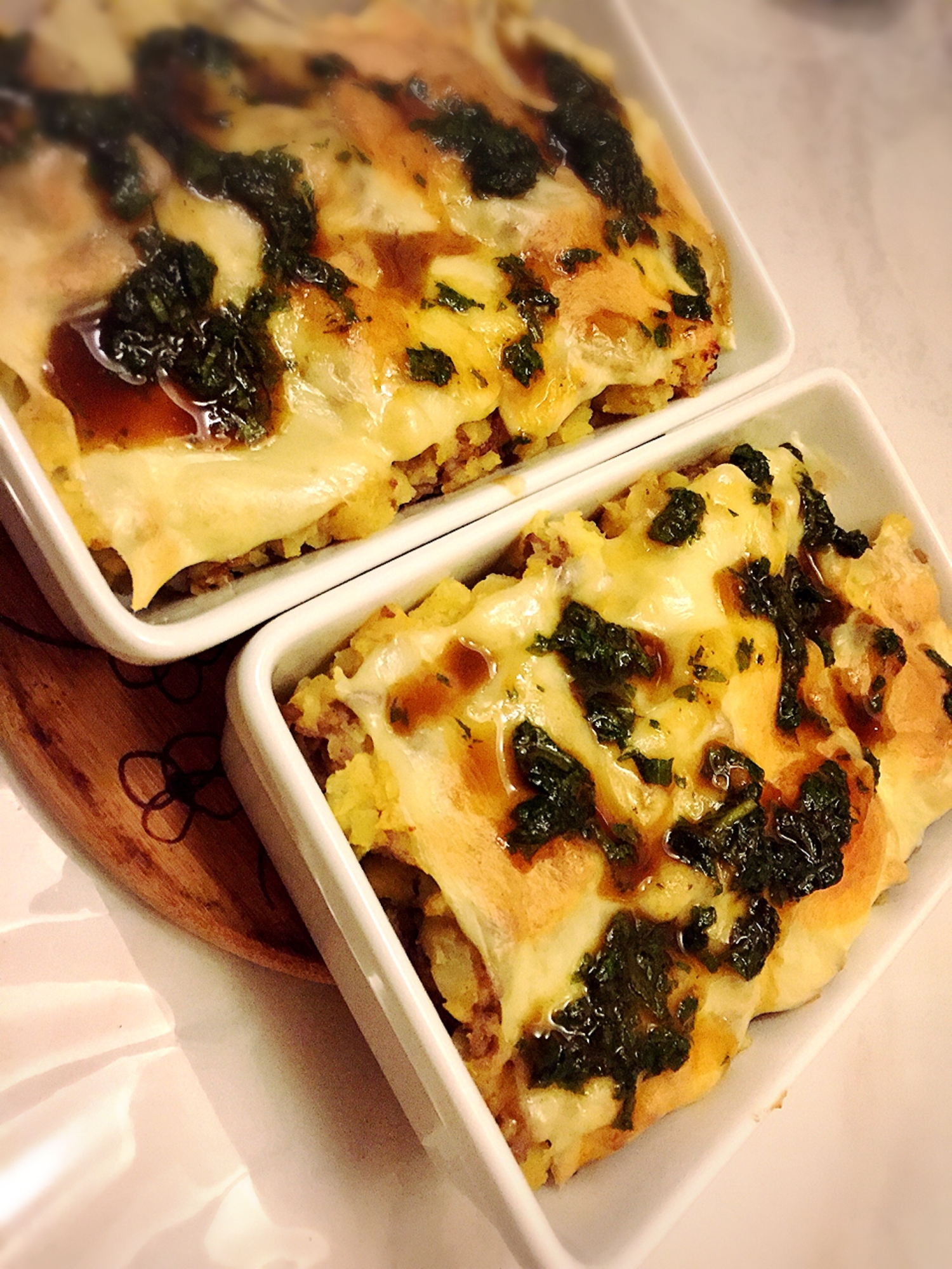 じゃがいもと牛こま切れの焼肉味チーズ焼き