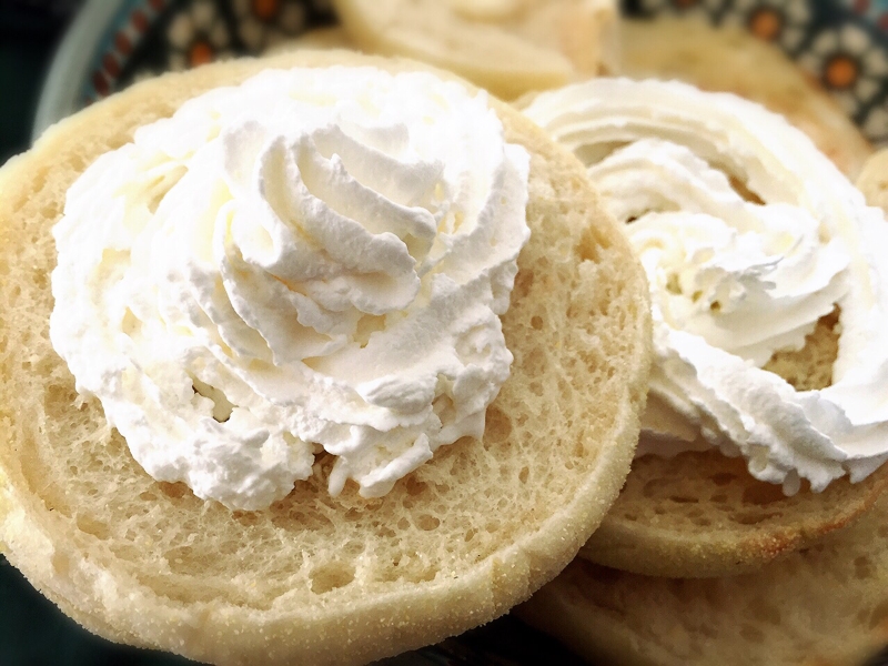 クリームチーズと生クリームの簡単マフィン♬