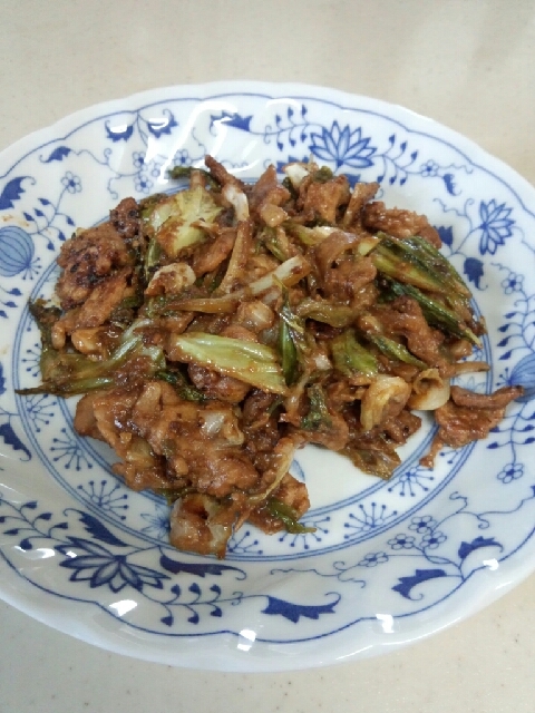 豚肉とキャベツのマヨ味噌炒め