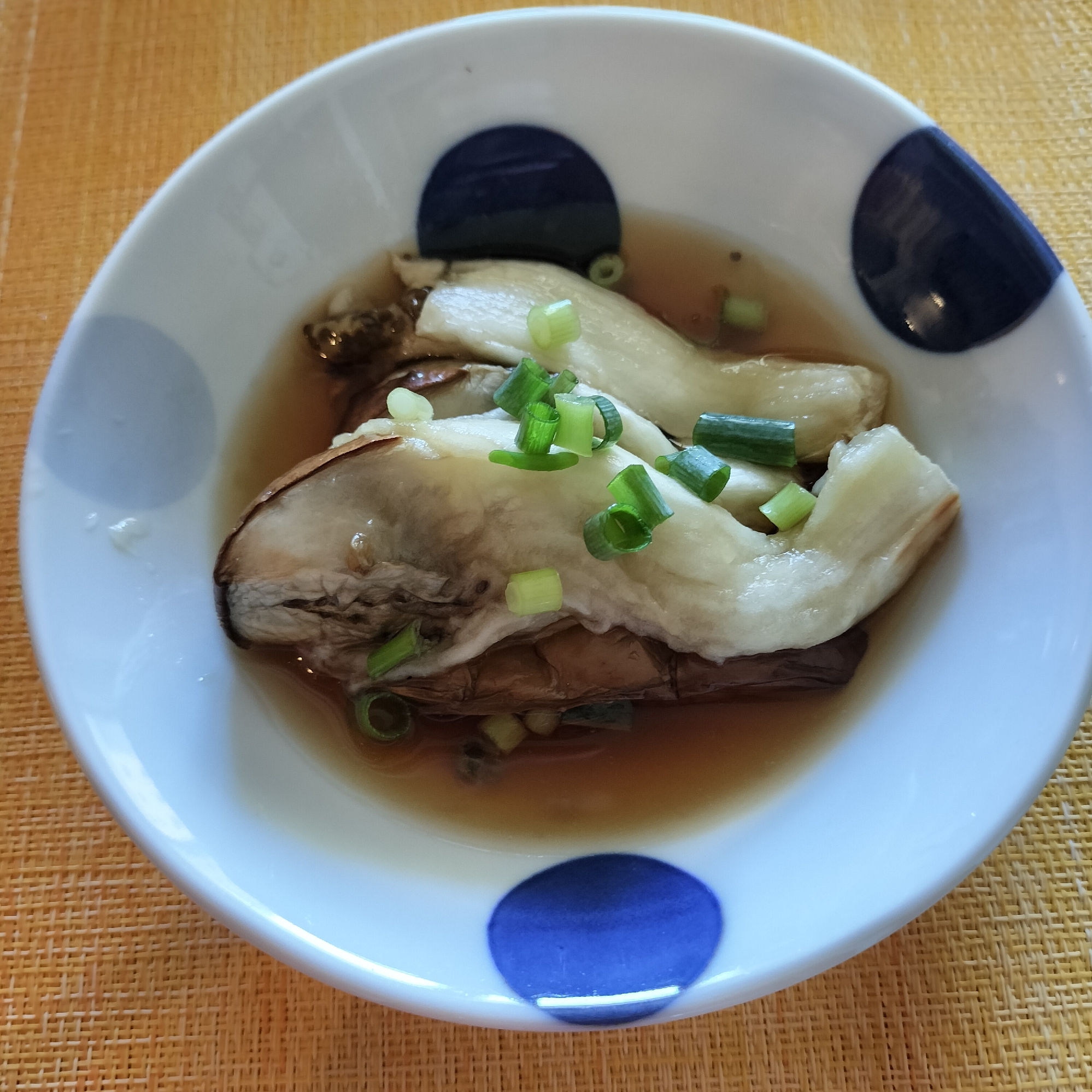 白茄子のとろとろ焼き浸し