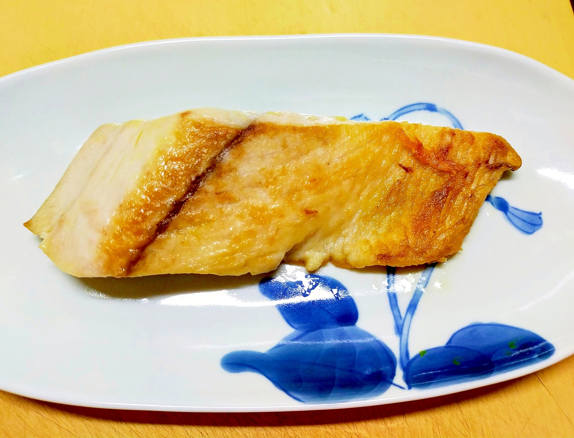 フライパンで サワラのカリっと塩焼き レシピ 作り方 By Lisalisa 楽天レシピ フライパンで サワラのカリっと塩焼き レシピ 作り方 By Lisalisa 楽天レシピ