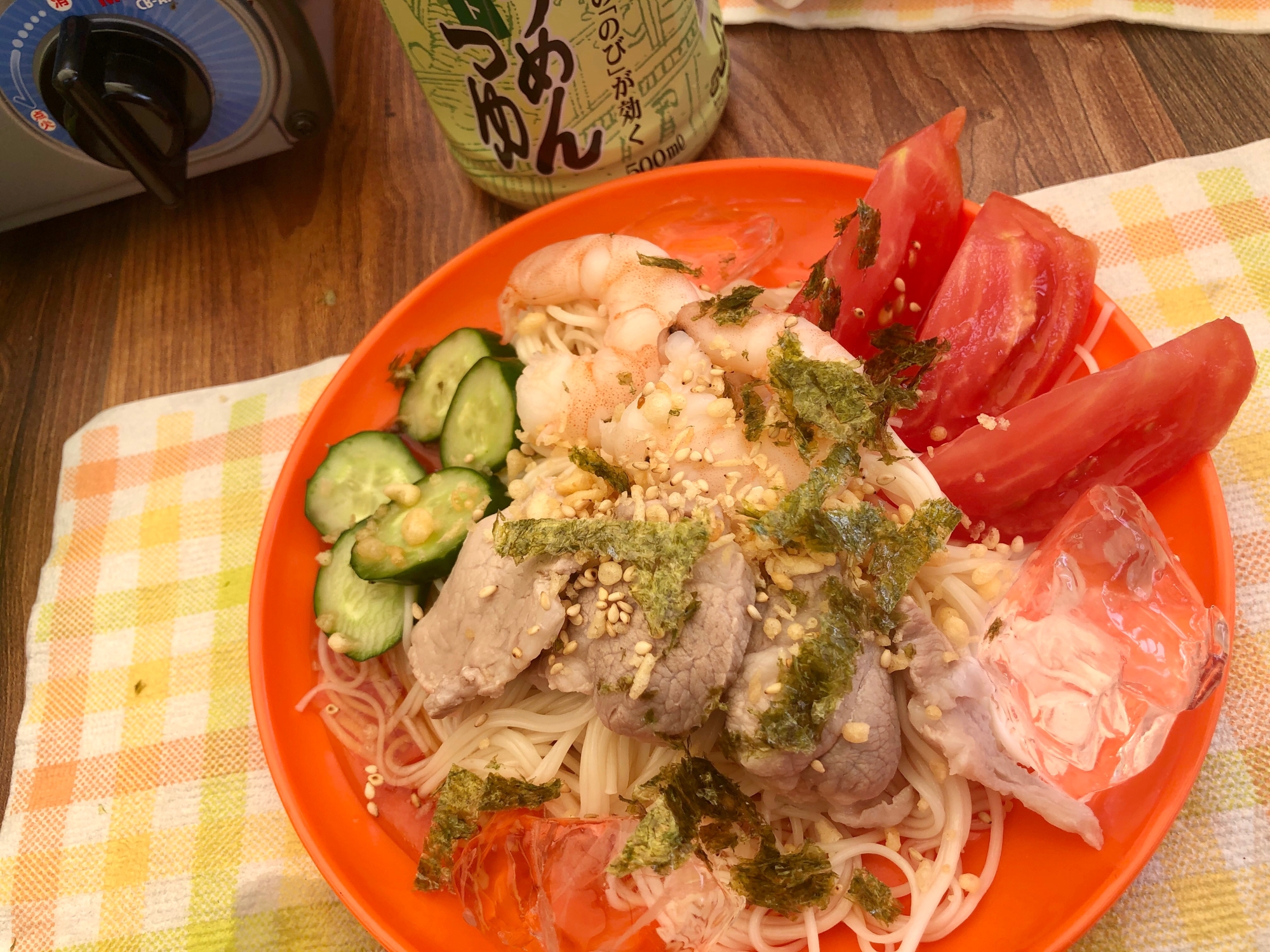 キャンプ飯♪余ったバーベキュー食材のぶっかけ素麺