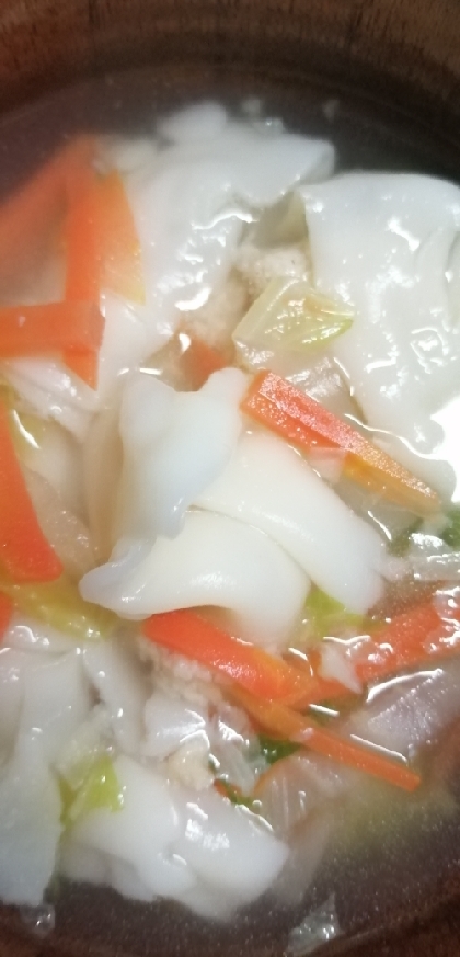 アレンジ！一口餃子入り野菜中華スープ