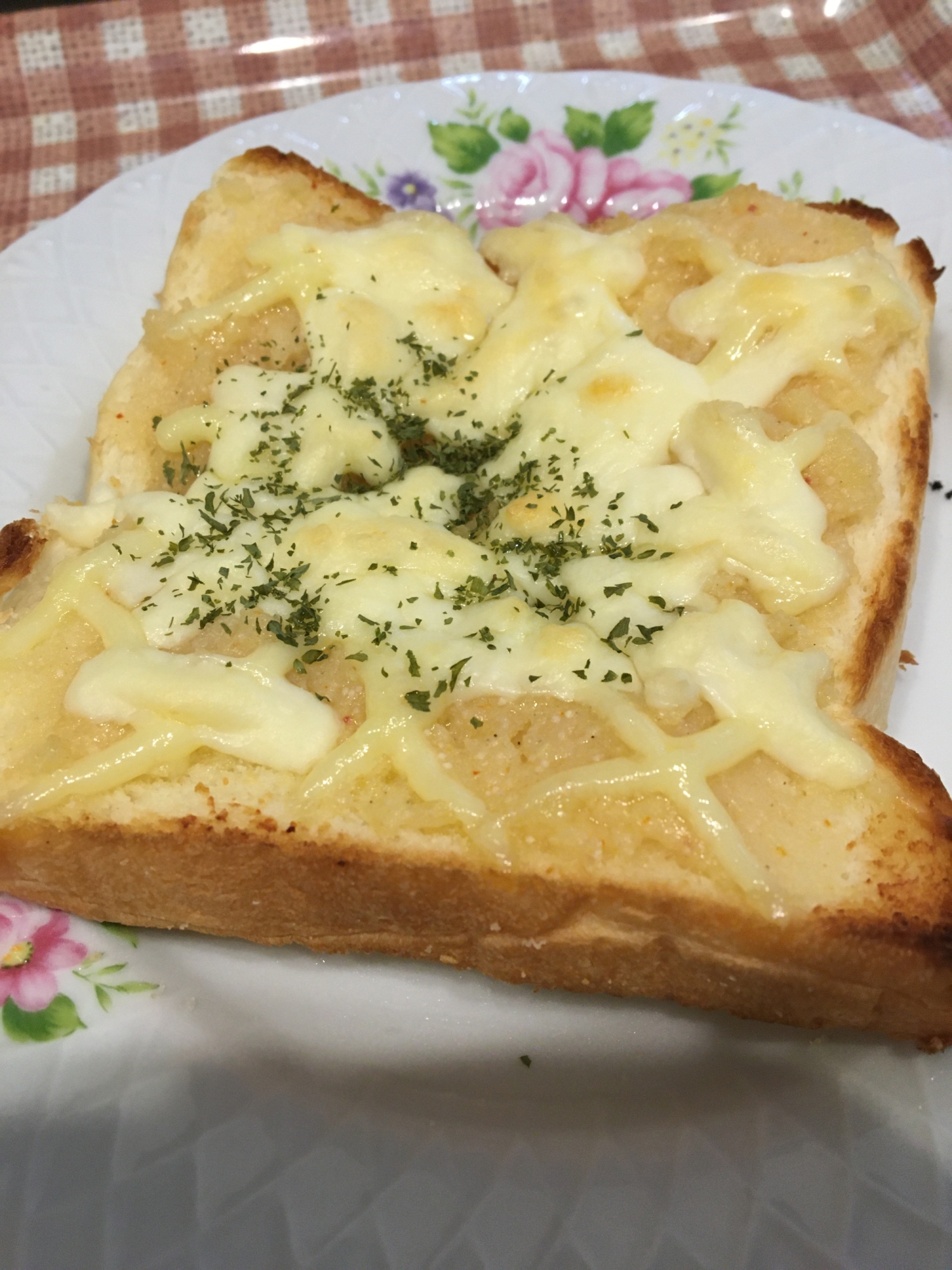 簡単☆明太ポテトのチーズトースト♪
