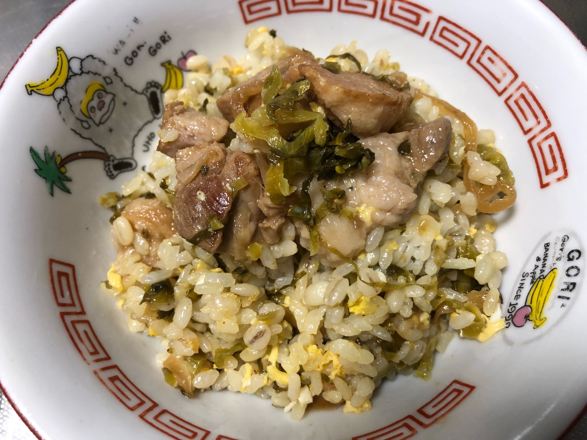 ルーロー飯の残りで高菜チャーハン