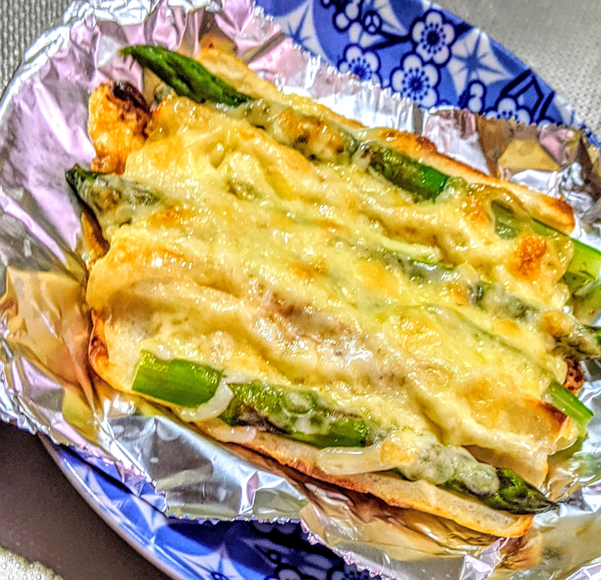 ちくわとアスパラのチーズ焼 ホイル焼き レシピ 作り方 By おくやマん 楽天レシピ