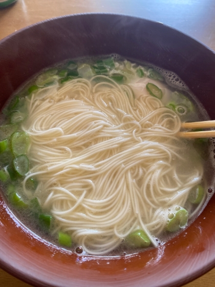 野菜があんまりなくて、ネギのみで作りました！美味しくいただきました