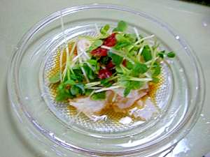 長芋と貝われの梅タレサラダ