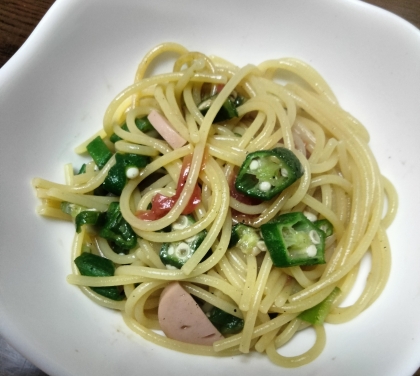 オクラとベーコンの梅干しパスタ