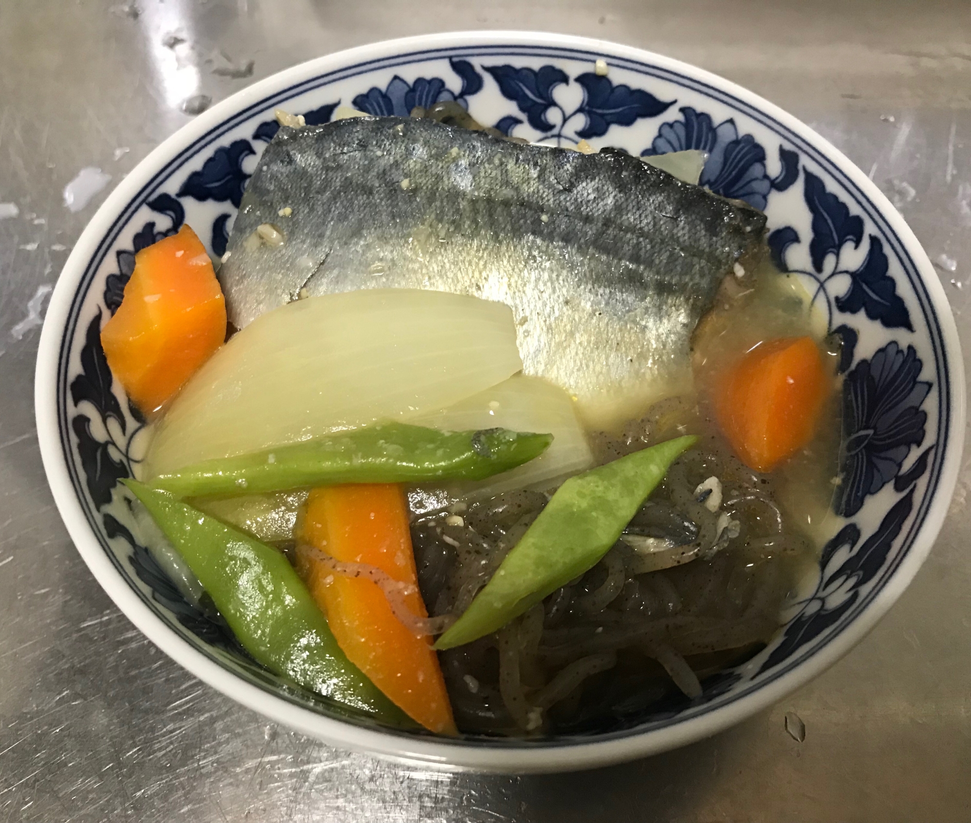 ピリ辛  鯖の味噌煮込み♪