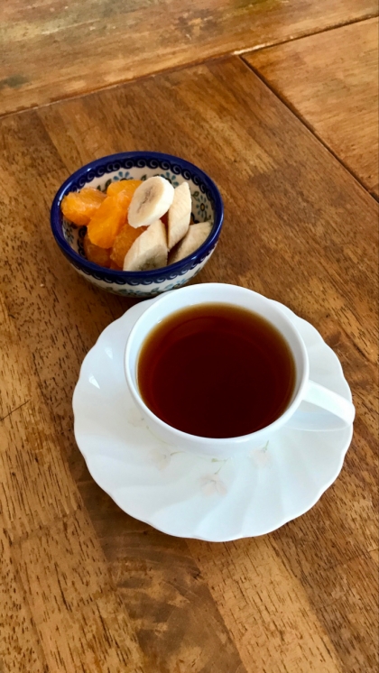 フルーツと紅茶のティーセット