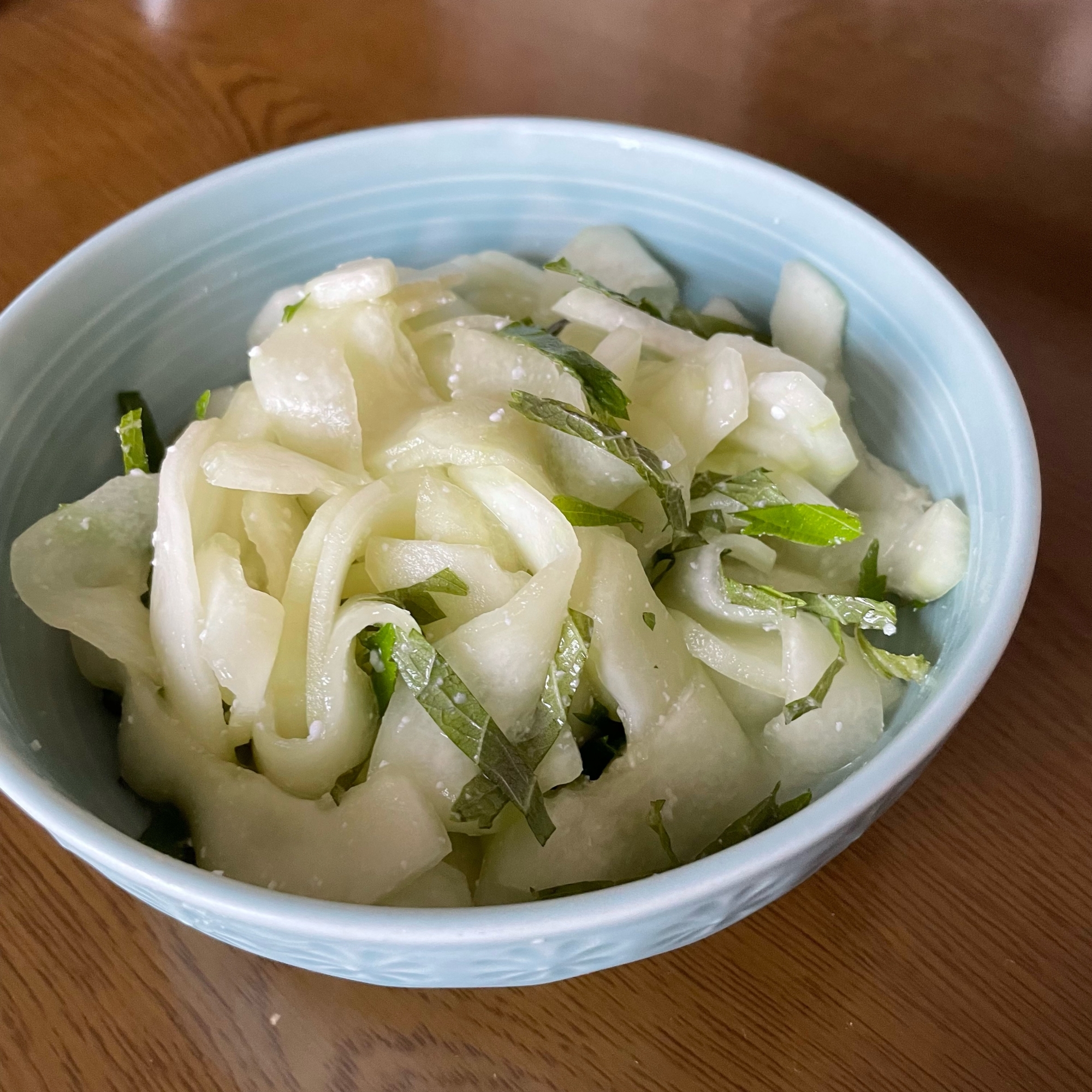 むくみ、重だるさに…青瓜の塩麹漬け