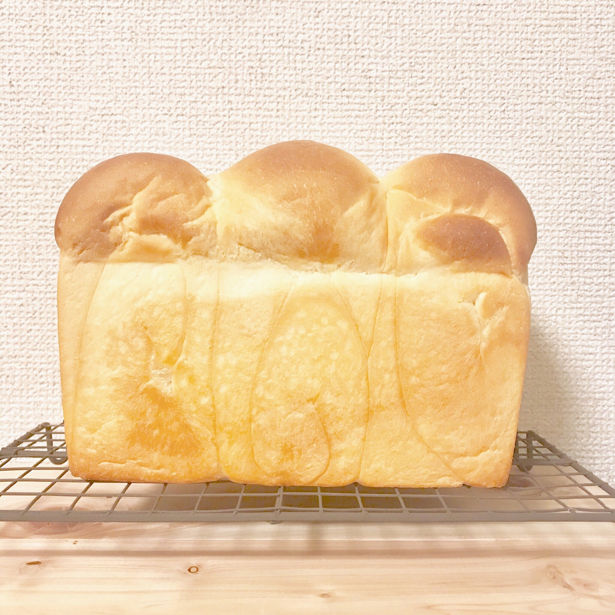 シンプルなふんわり食パン＊