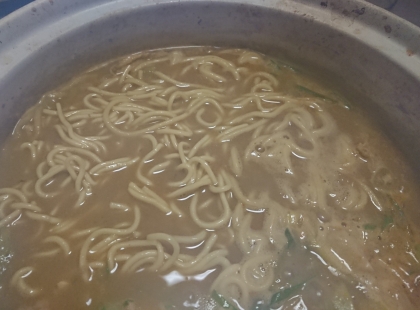 長ねぎの葉たっぷりラーメン鍋