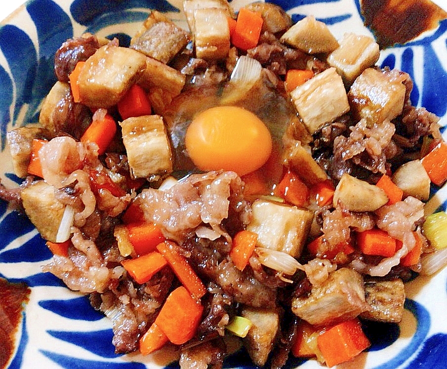 黒毛和牛細切れ ごぼう 人参 ネギ 生卵真ん中乗せ レシピ 作り方 By レシピ 楽天レシピ 黒毛和牛細切れ ごぼう 人参 ネギ 生卵真ん中乗せ レシピ 作り方 By レシピ 楽天レシピ