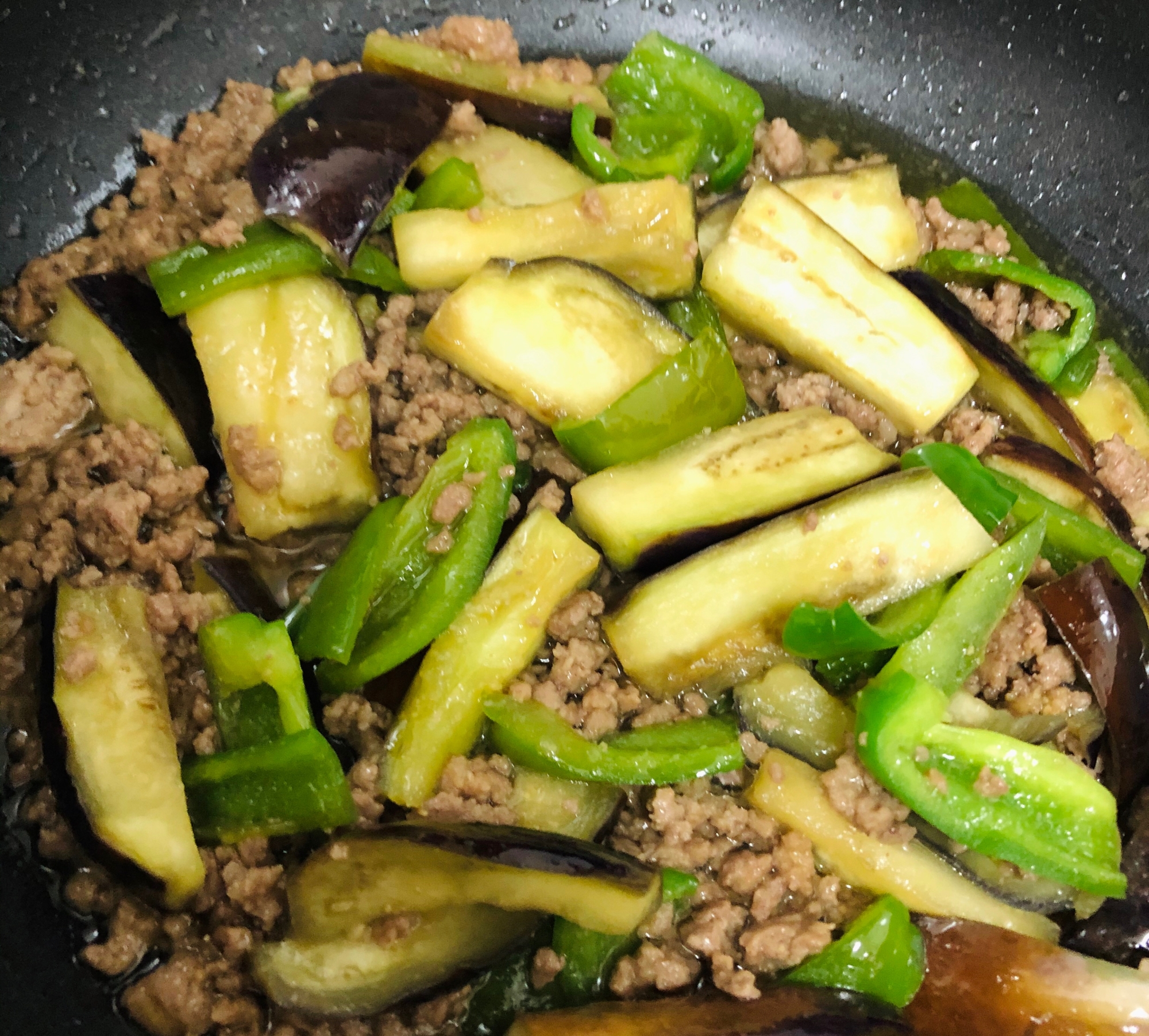 ナスとピーマンの肉味噌炒め