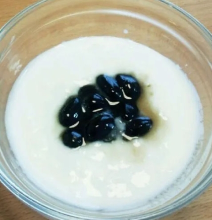 黒豆豆乳ヨーグルト♪
