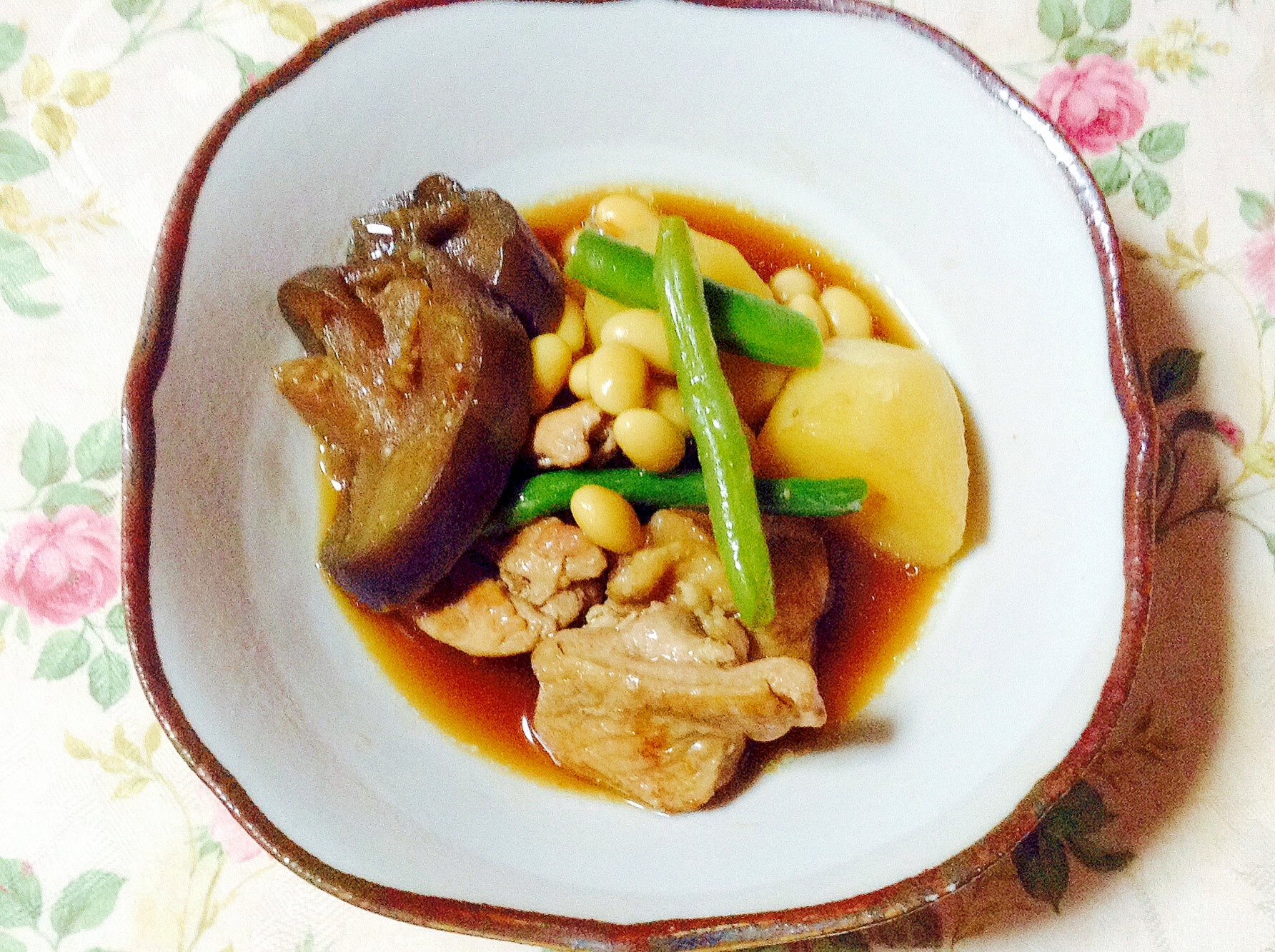 甜麺醤で♡鶏肉と大豆の中華風煮物