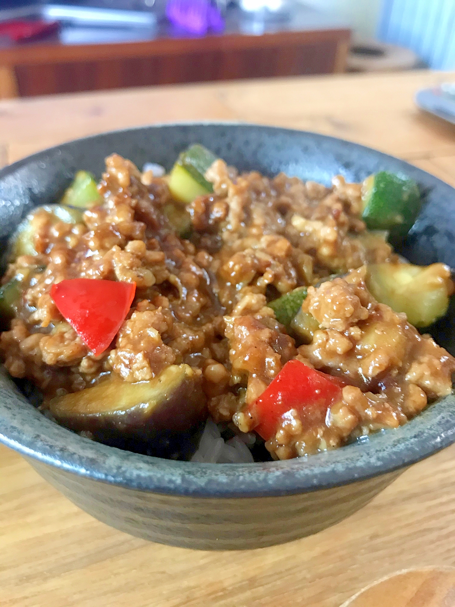 テレワークのランチに【時短】野菜キーマカレー丼