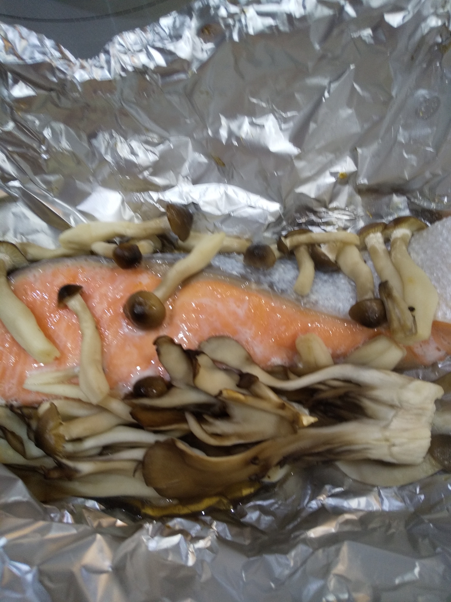 くっつかないアルミホイルで鮭のホイル焼き レシピ 作り方 By 食べるの大好き 楽天レシピ