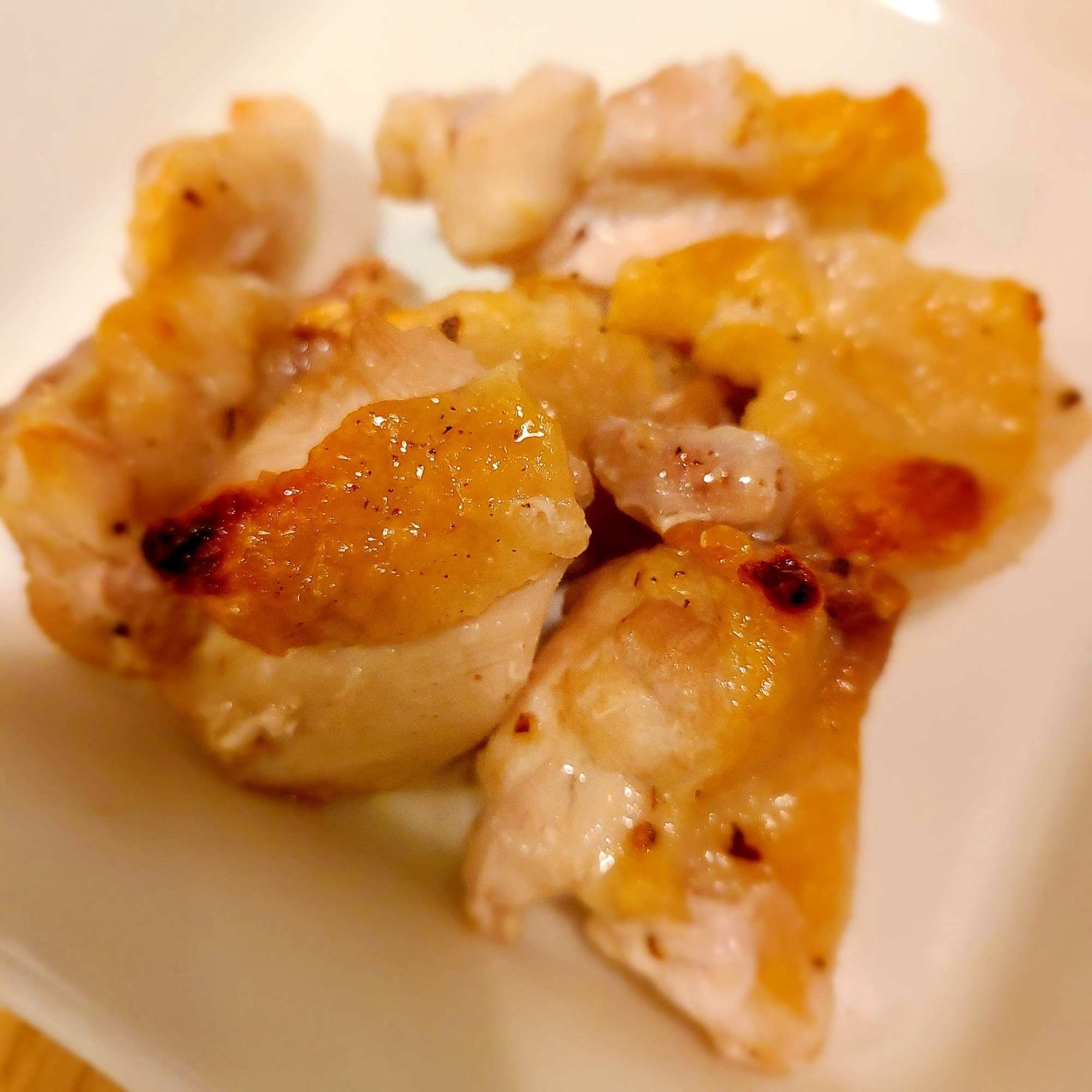 魚焼きグリルで皮目パリッと！鶏モモ焼き鳥