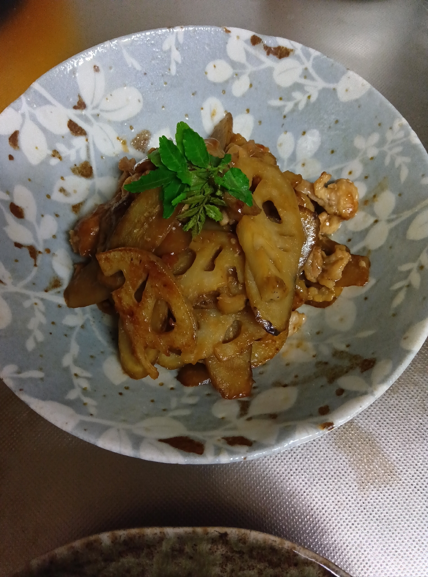 豚こま とレンコンとごぼうの甘辛炒め